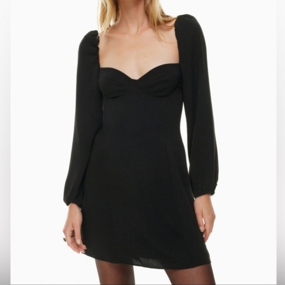Aritzia Dresses & Skirts - Aritzia Wilfred Novella Mini Slit Dress Elegant Black Women's Dress Sz 8